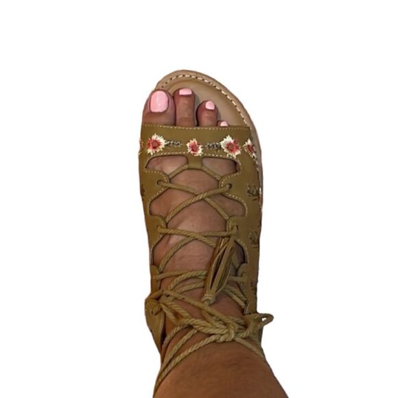 Celebrity Pink Shoes - Fisherman Sandals, Flowers, lace up, 8